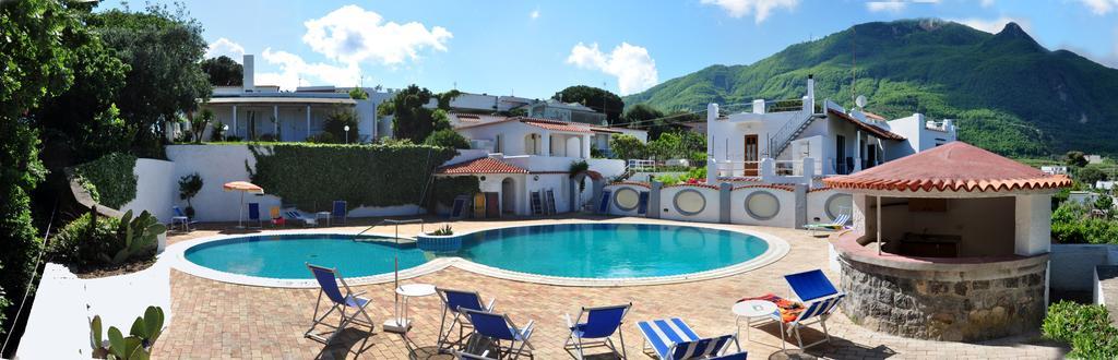 Hotel Residence Villa Teresa Casamicciola Terme Bagian luar foto